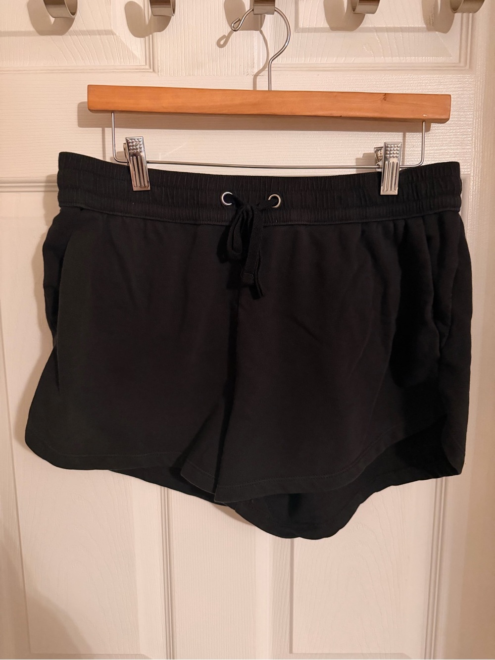 H&M Black Women's Athletic Drawstring Waist Shorts